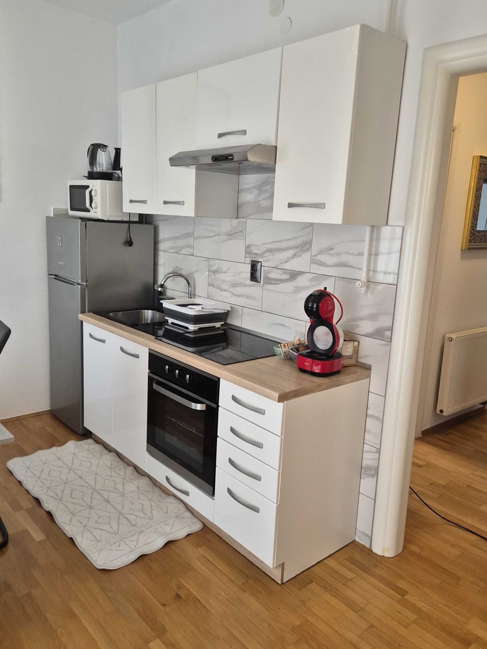 Apartment (One Bedroom apartment) | Private kitchen | Fridge