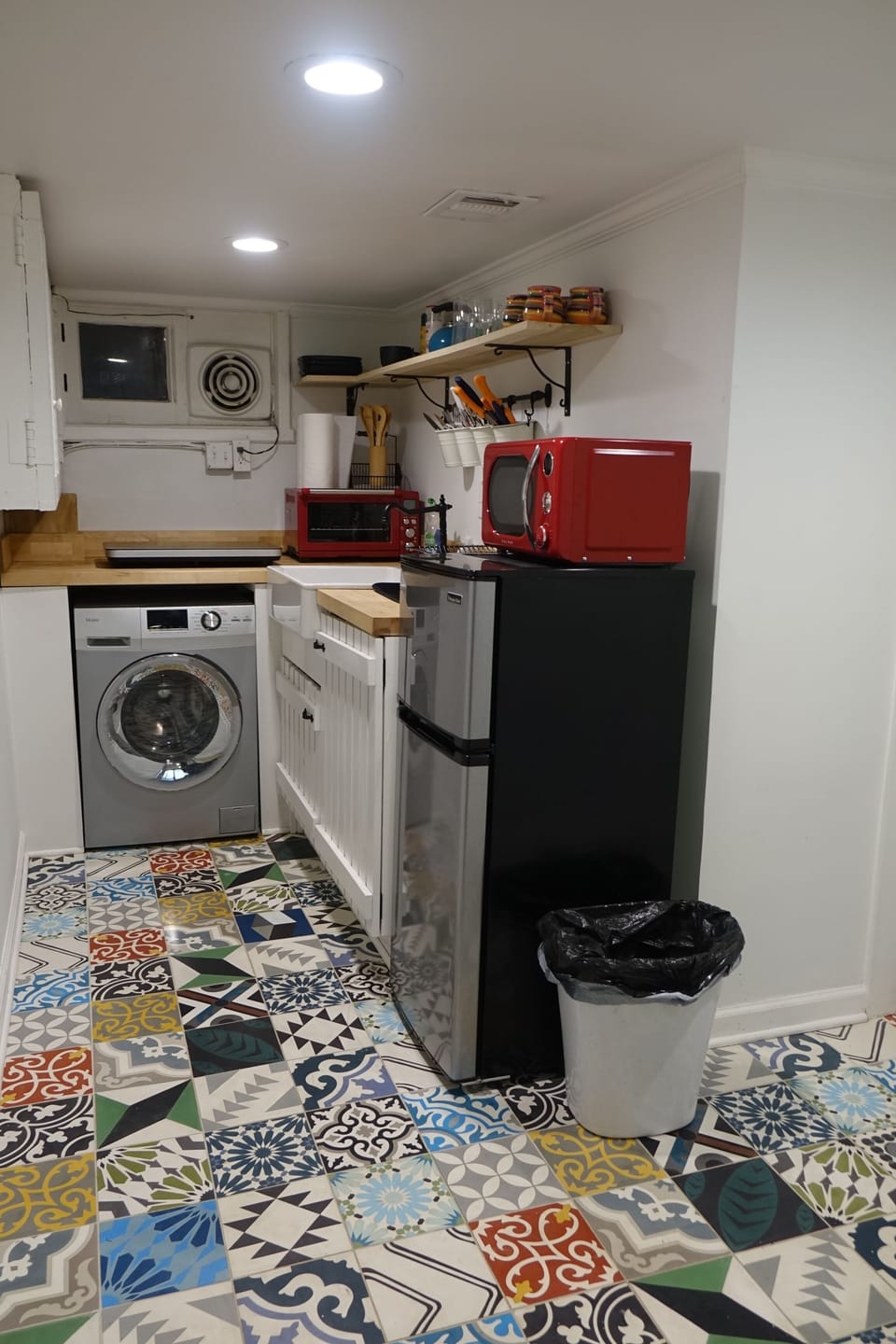 lower level kitchenette