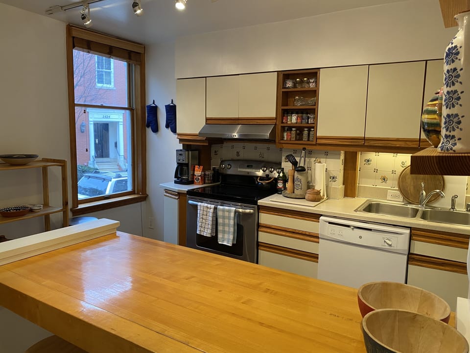 full kitchen
