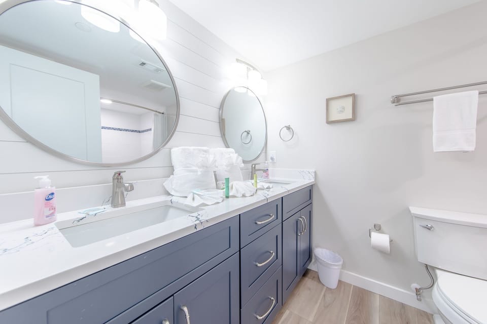 2nd bathroom.