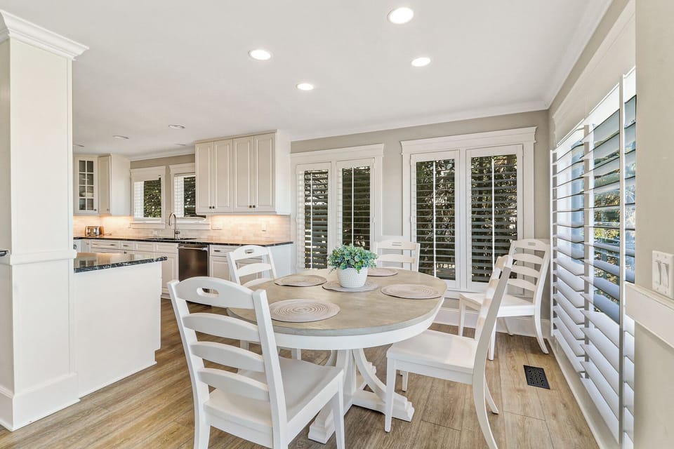 11 Junket | Dining Table