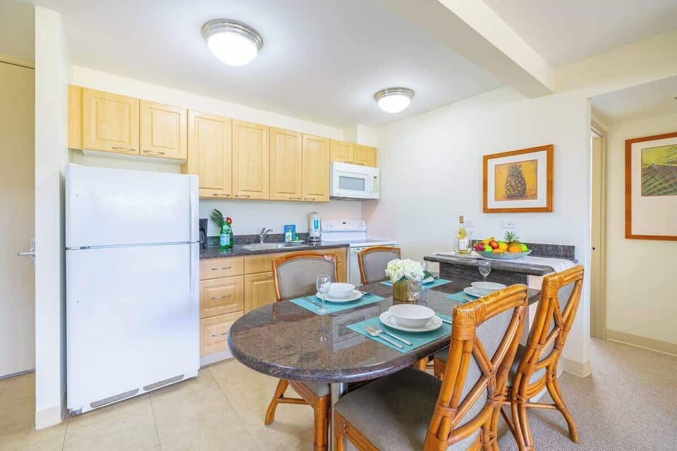 Kitchen and dining area