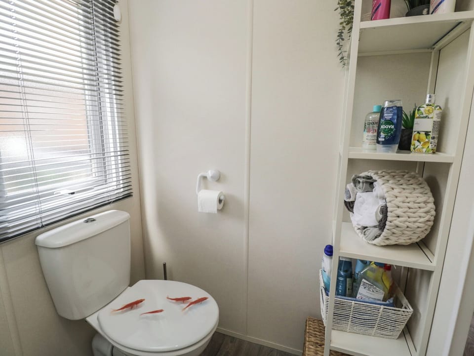 The Cotswold Holiday Lodge Cottage in Wychavon District