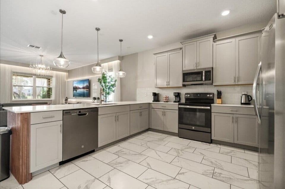 851PebbleBeachDr.2(11)