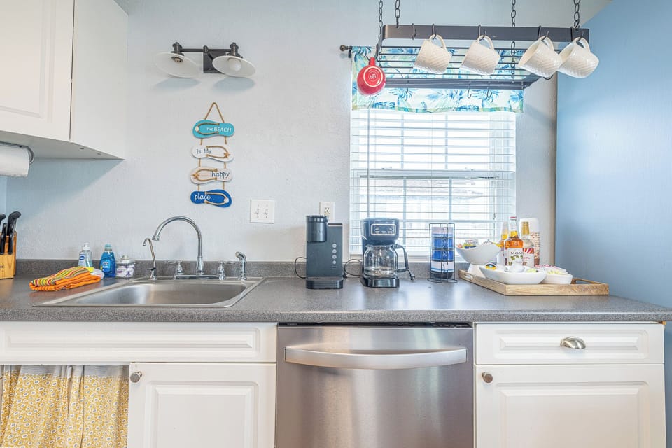 Coffee/Tea Station, Single Basin sink with Reverse Osmosis Water tap on the left