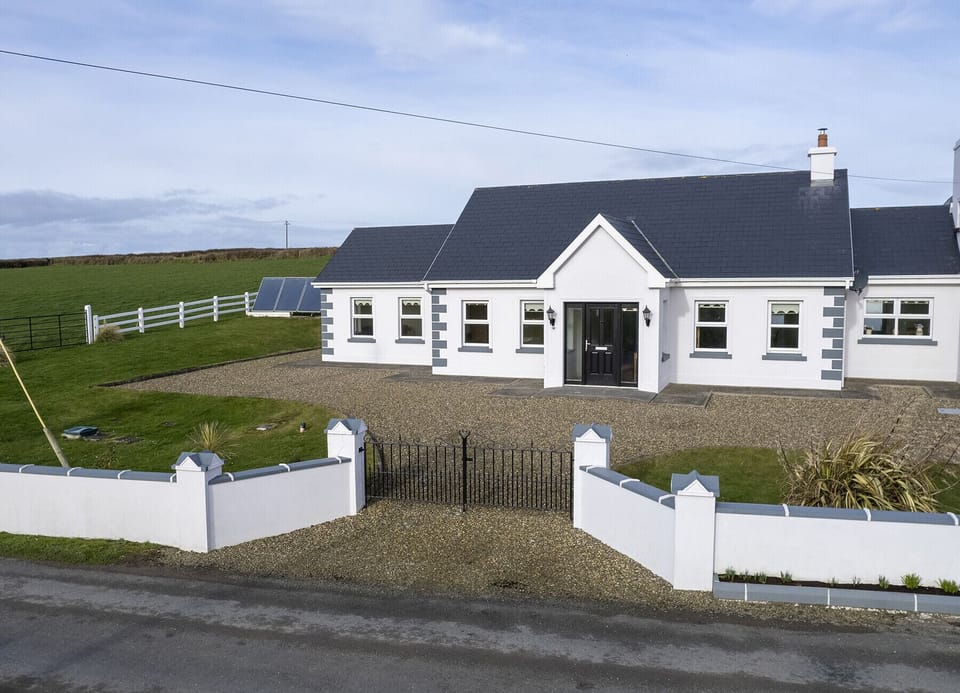Matthews Cottage Doonbeg, Doonbeg, County Clare