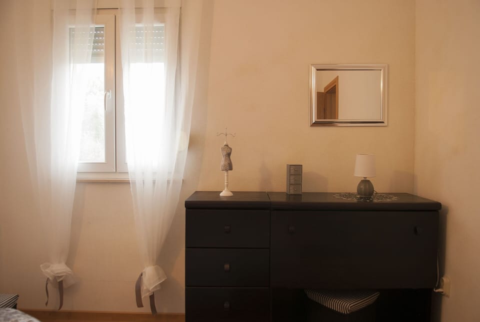 bedroom #1
