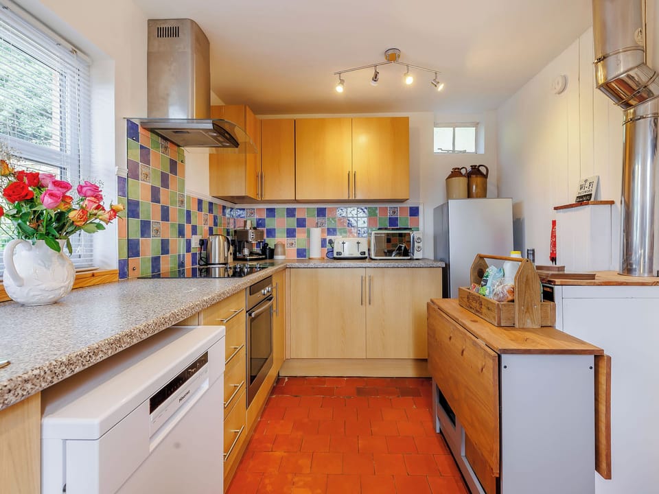 Kitchen | Elsie&rsquo;s Cottage, Pontsford, near Shrewsbury