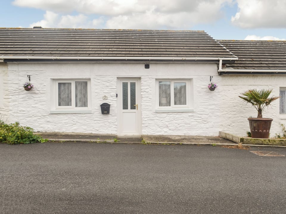 Exterior | The Snug, Aberaeron