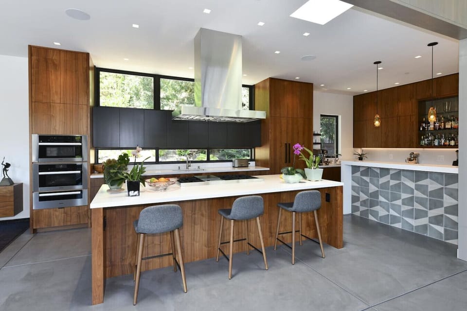 Kitchen and Bar Area