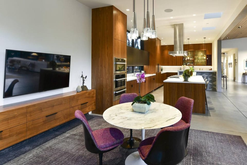 Breakfast Room and Kitchen