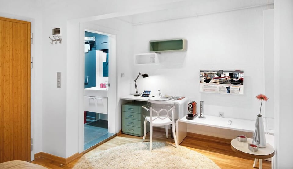 Standard Double Room | Egyptian cotton sheets, premium bedding, down comforters
