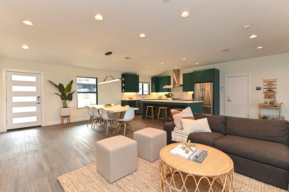 Main Floor Living Area