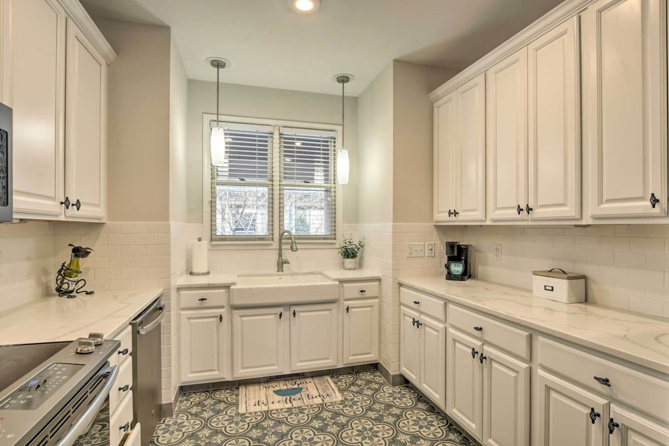 Kitchen | Coffee Maker | Knife Set