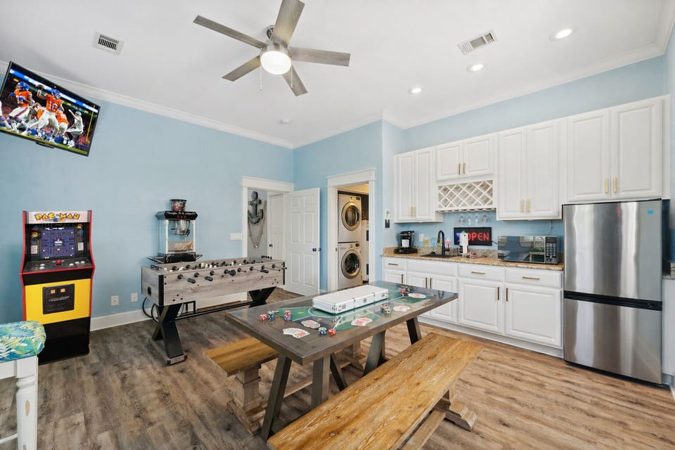 Game room: poker, foosball, arcade, popcorn machine, board games