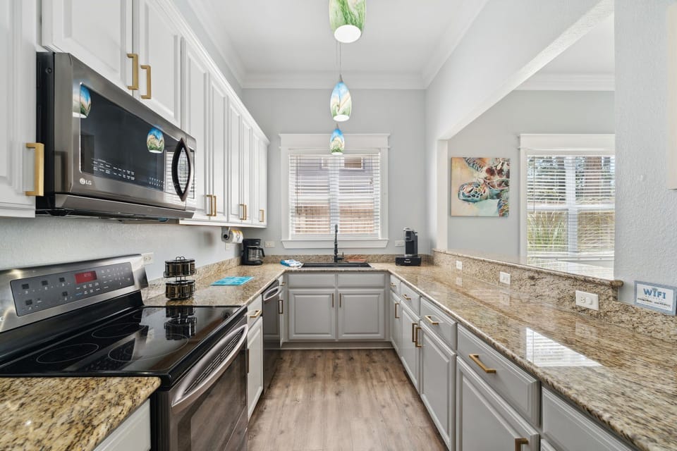 Fully equipped kitchen