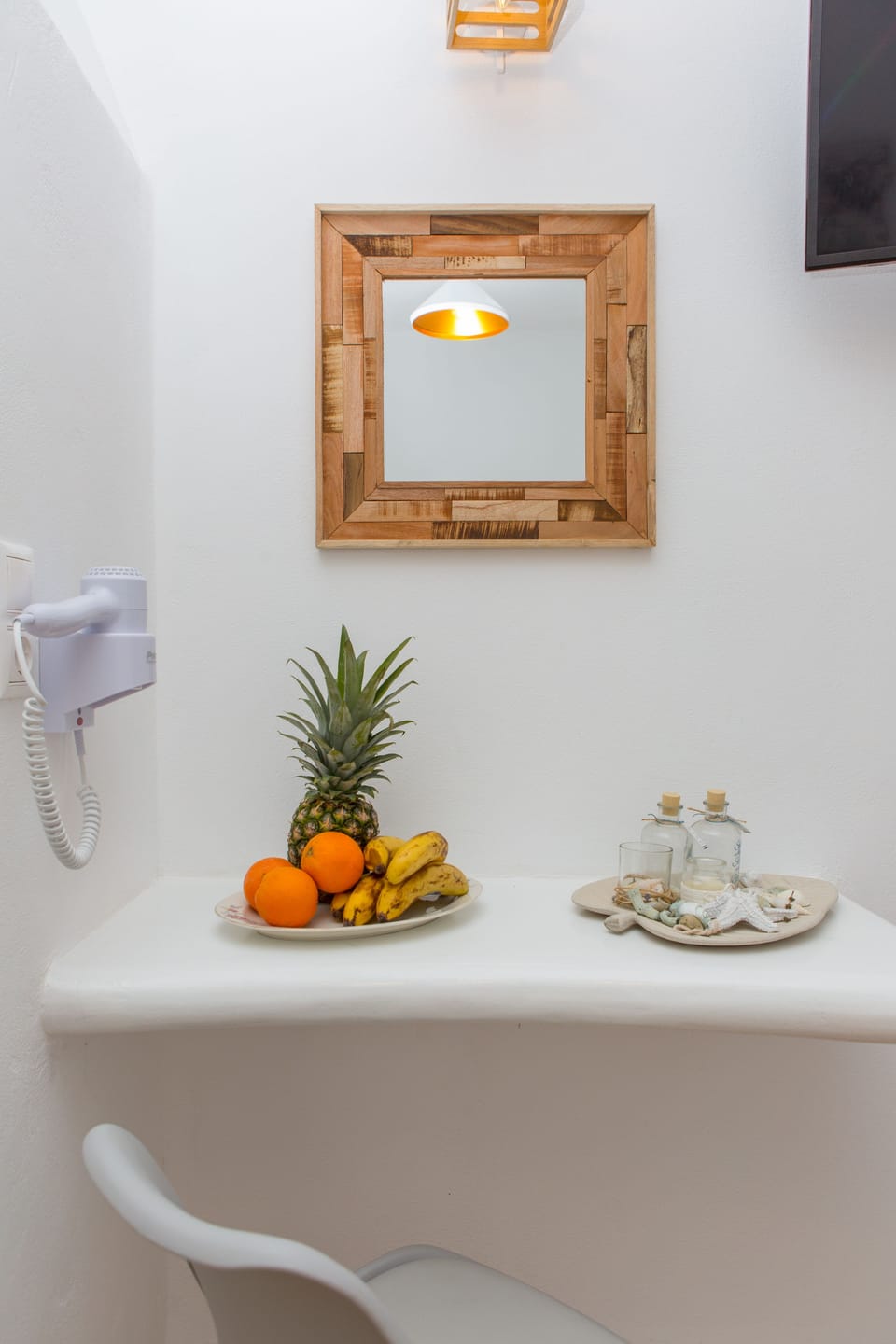 Family Studio Suite, 2 Bedrooms | Individually decorated, individually furnished, soundproofing, free WiFi