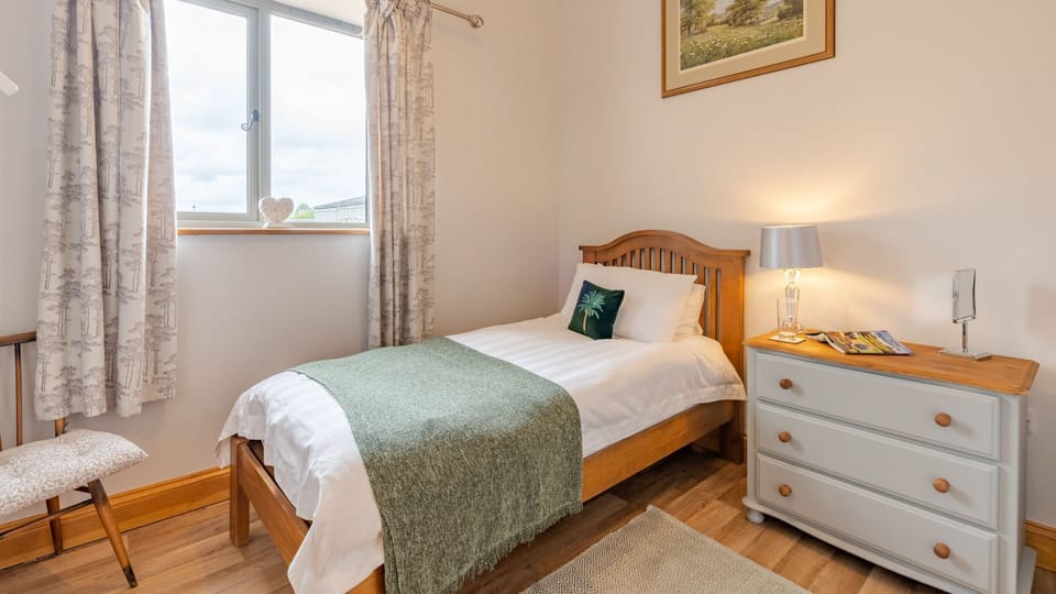 Bedroom One, Old Stables, Bolthole Retreats