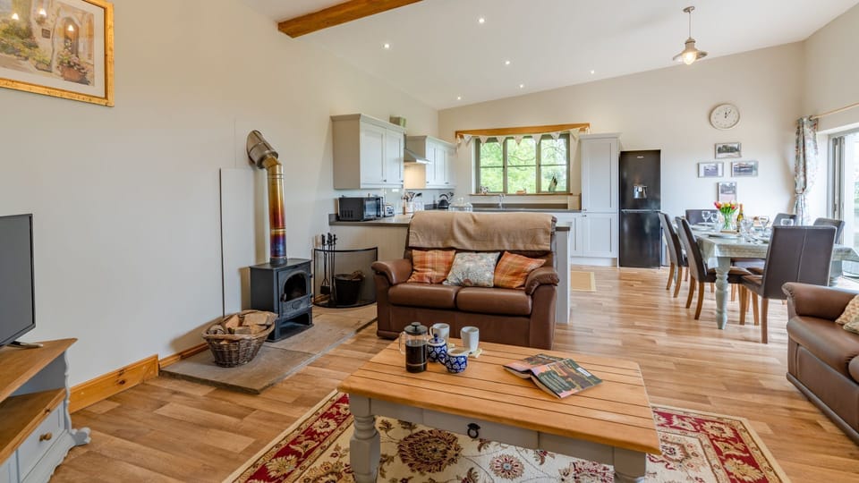 Open plan living-dining area and kitchen,  Old Stables, Bolthole Retreats