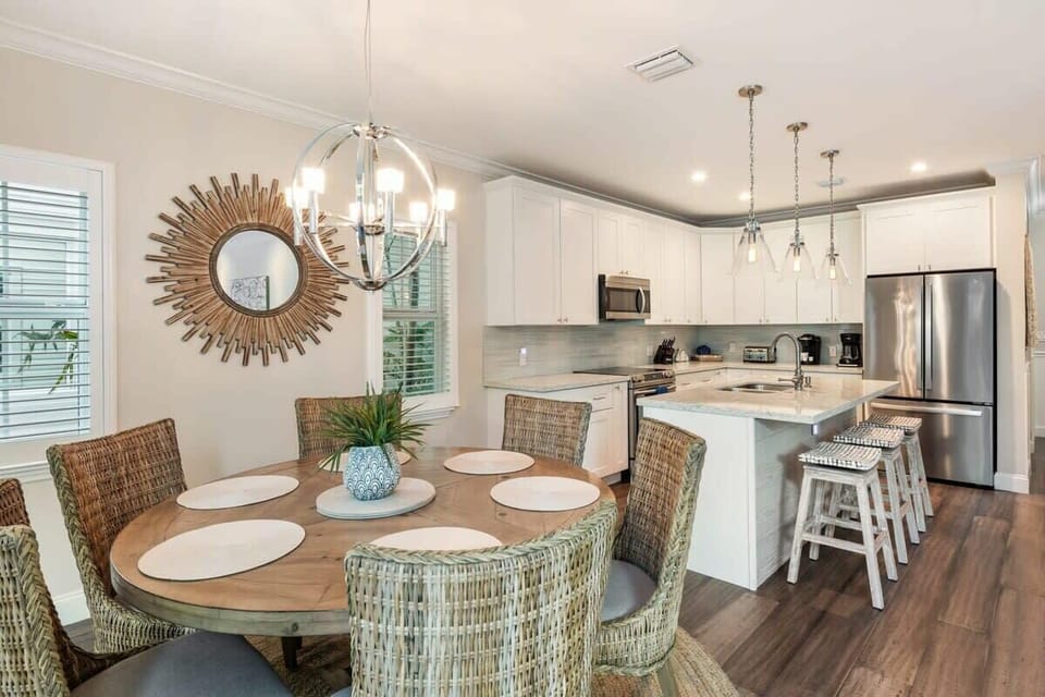 Dining Area Overview