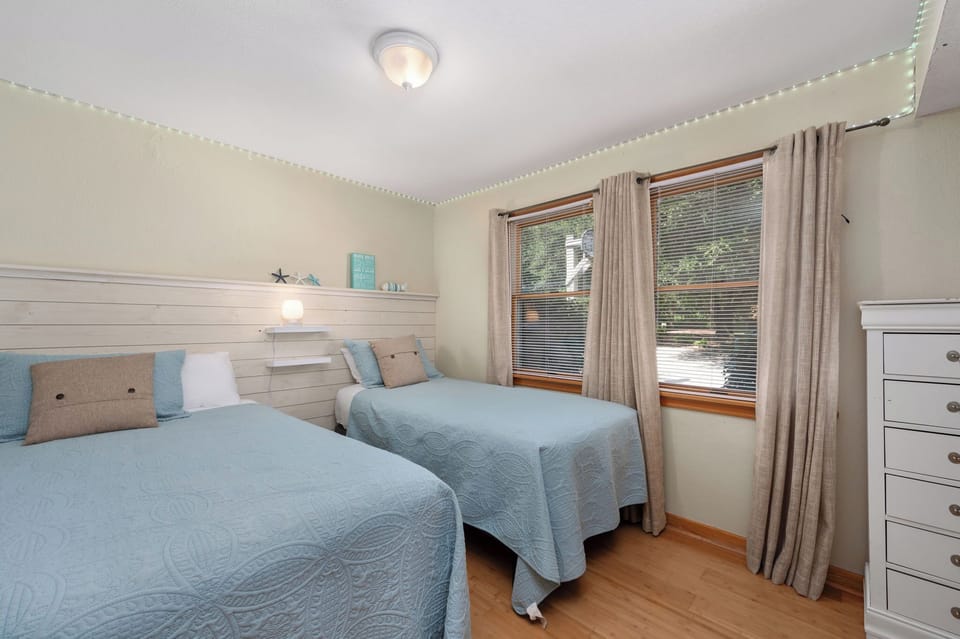 DU807: Z's By The Sea | Bottom Level Bedroom 2