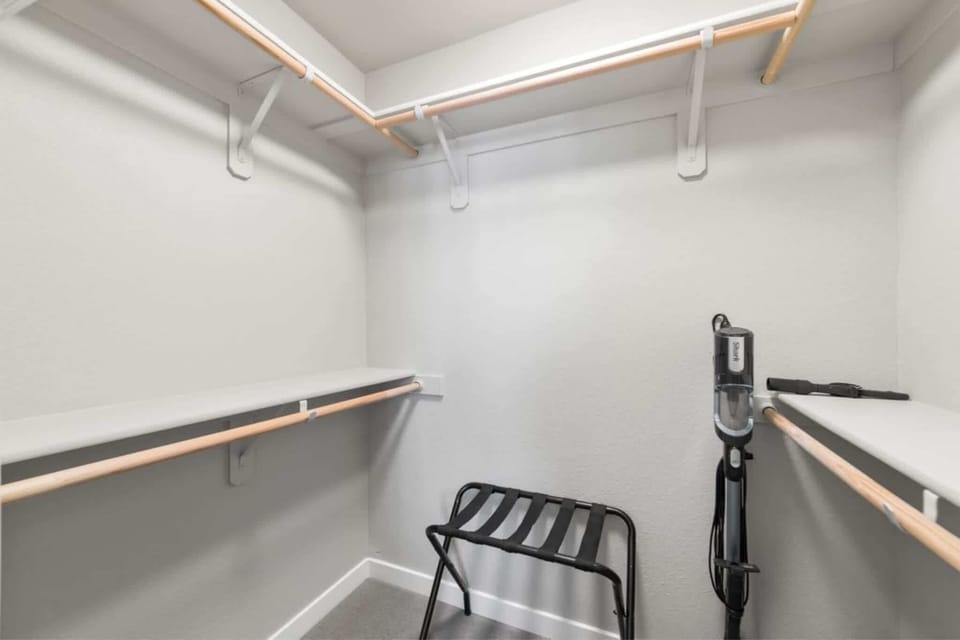 We provide a vacuum cleaner for cleaning up and crumbs or small messes