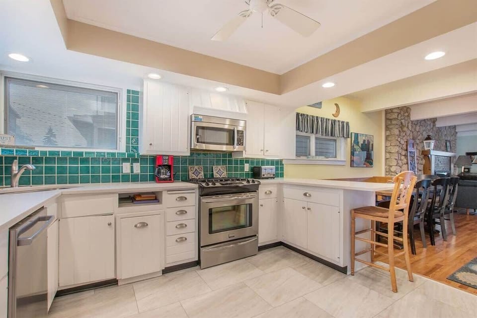 Spacious Kitchen
