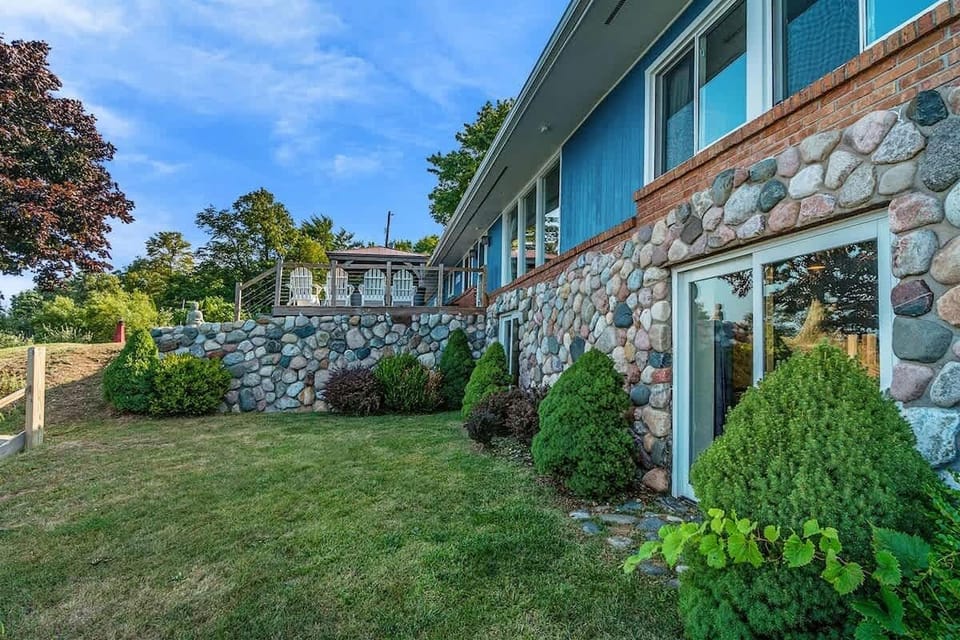 Perfect for Outdoor Play - The Spacious Yard at Great Lakes Escape