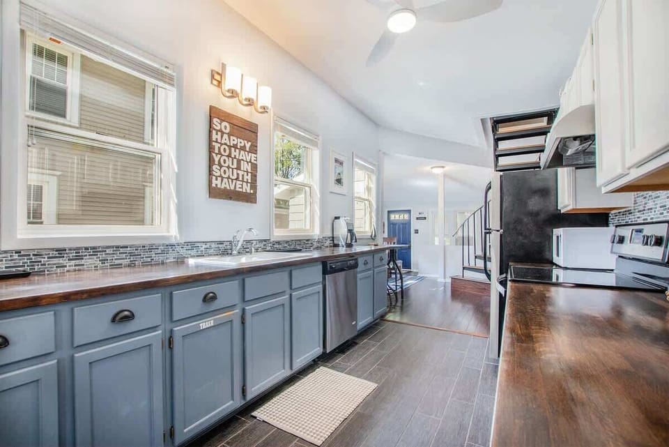 Generous Counterspace Makes Meal Prep a Breeze at A Slice of Haven