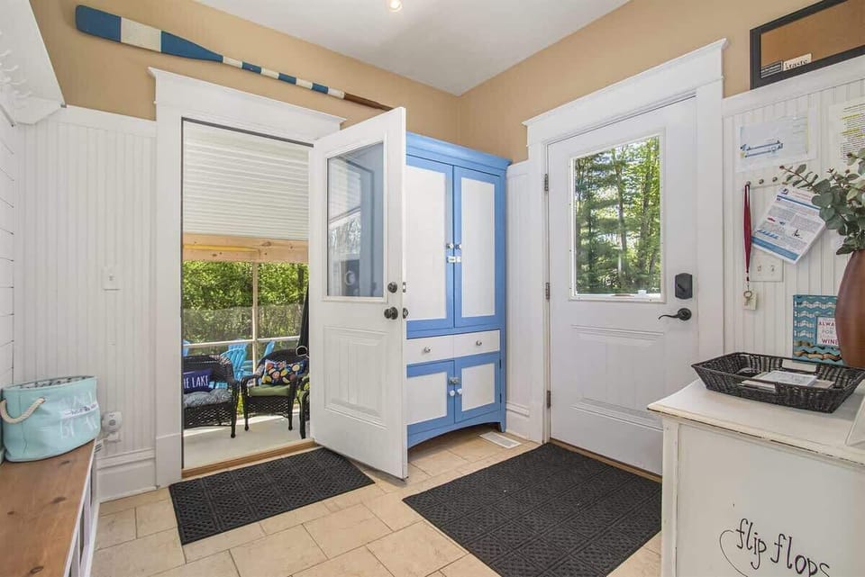 Prep for Your Day Out in SoHa at the OAR-Chard House`s Landing Pad