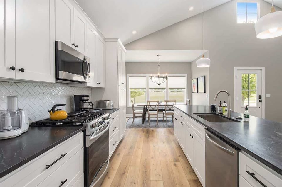 Updated Kitchen and appliances