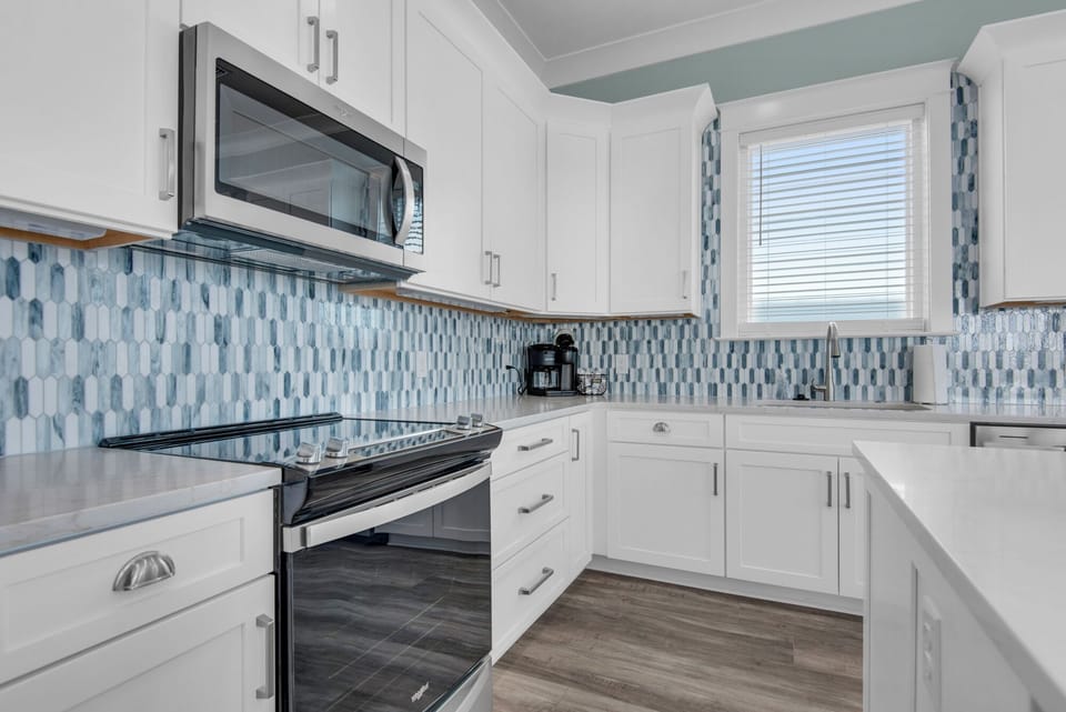 Spacious Kitchen area