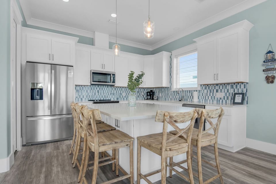Kitchen island seating area