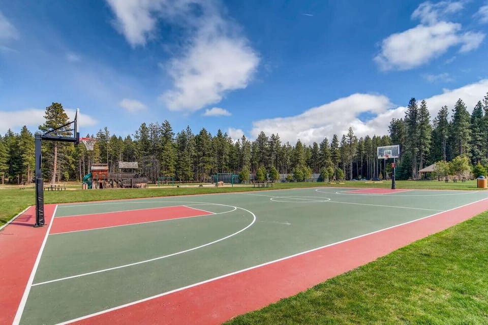 Sport court