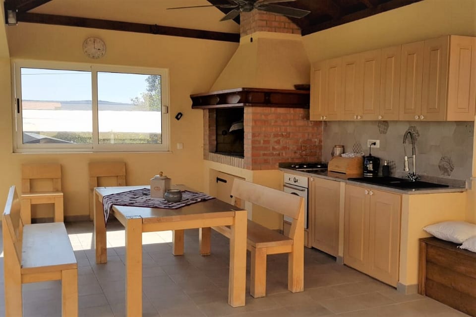 BBQ facilities, garden, BBQ