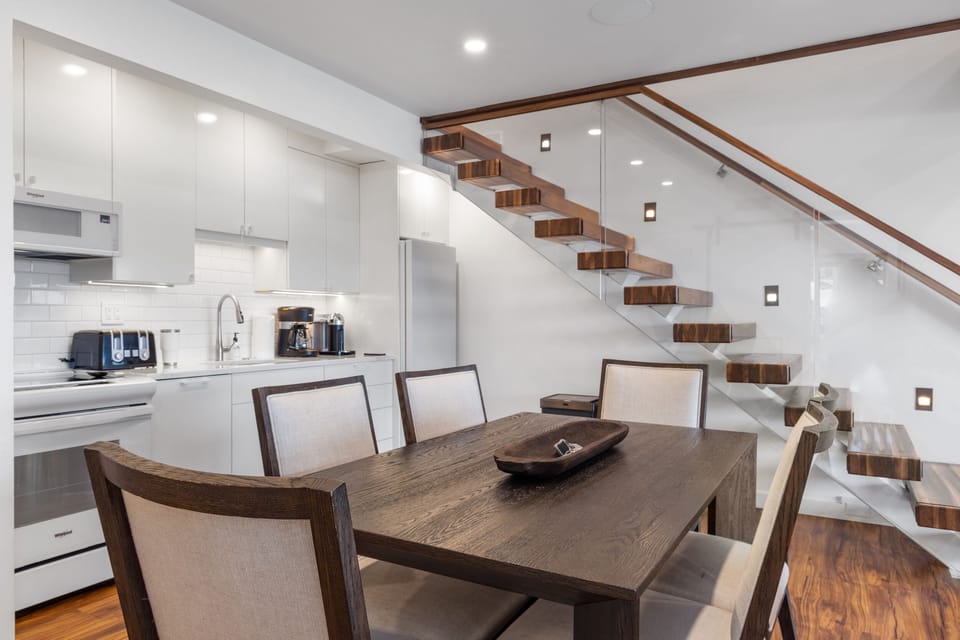 Dining Area and Kitchen