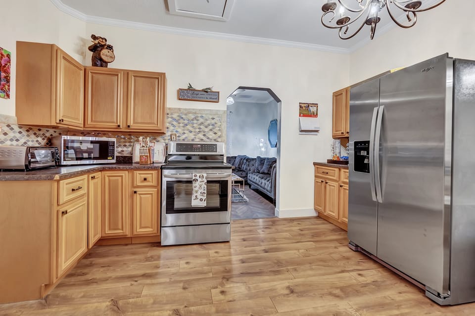 Find yourself in a fully equipped kitchen and exercise you Chef skills !