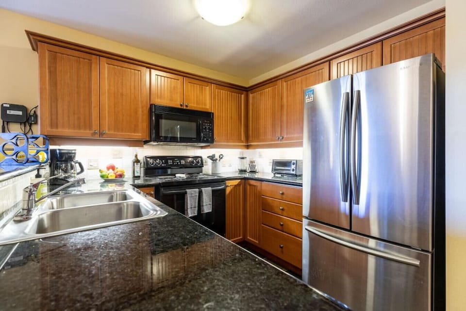 Fully equipped kitchen