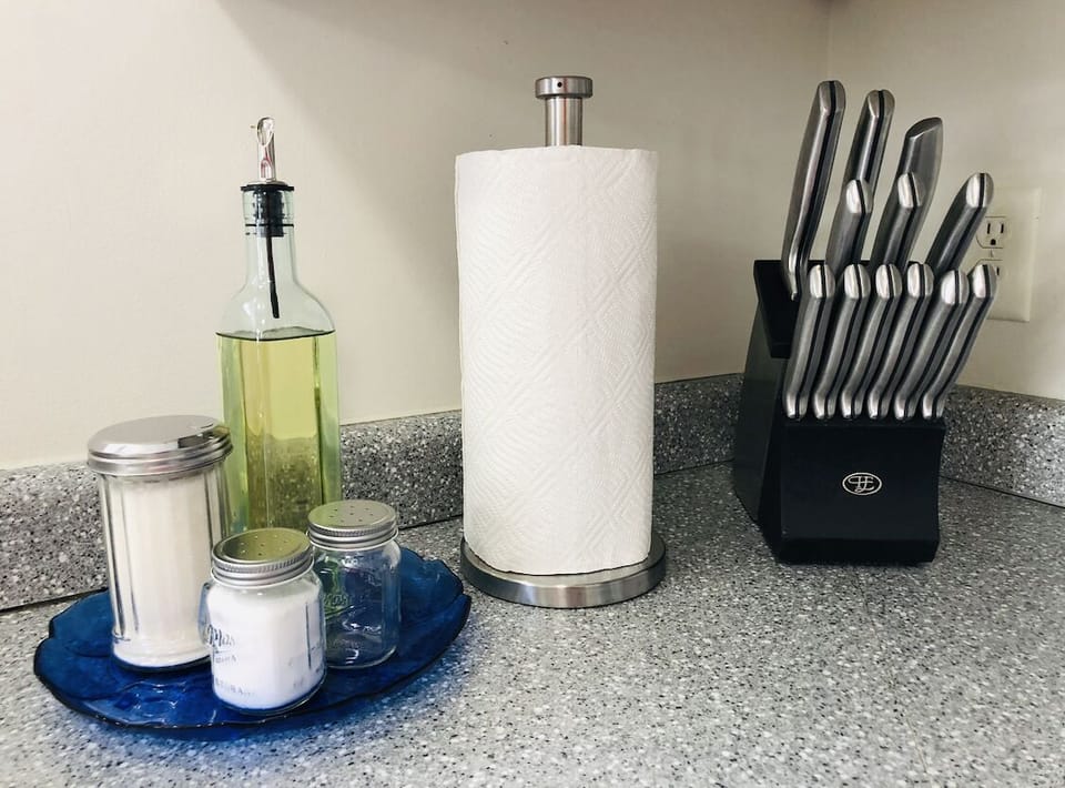 Bathroom amenities