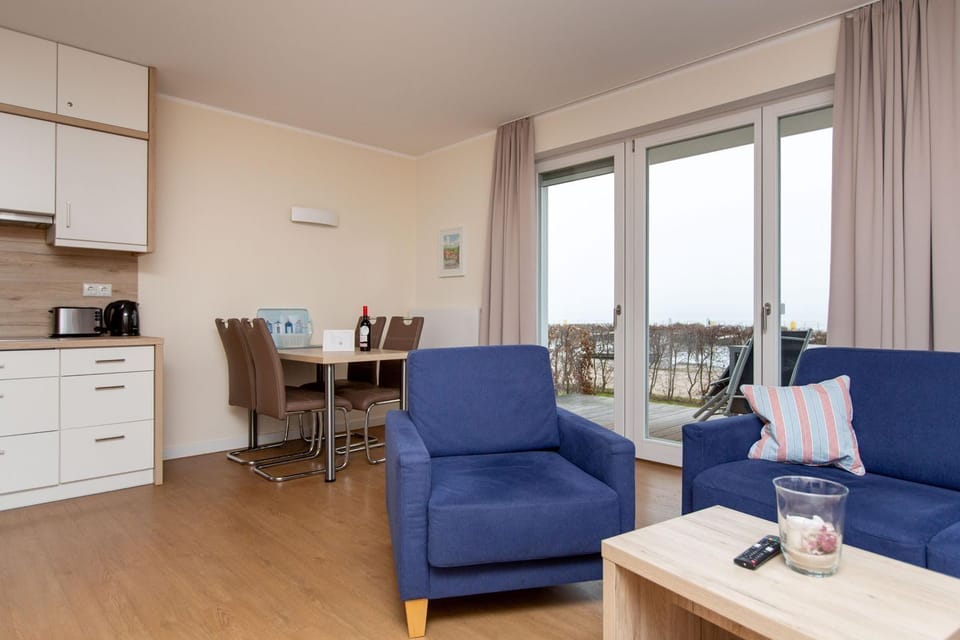 Panorama apartment optionally with parking lot directly at the house ( house 6 no. 41 ) - - Apartment in Plau am See