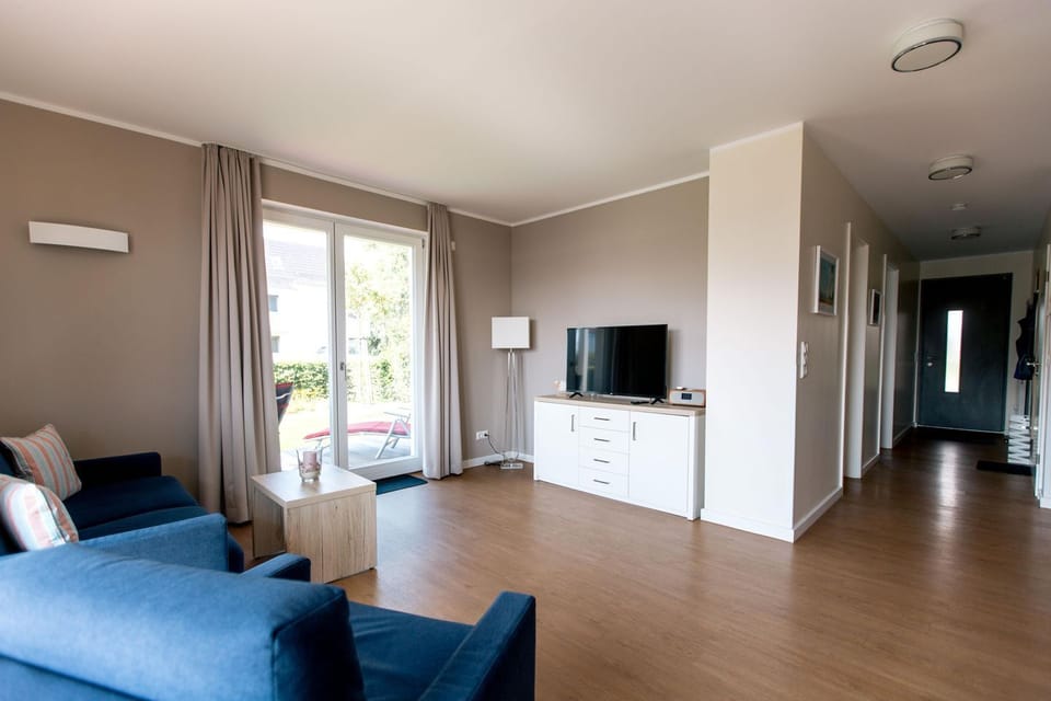 Panorama apartment optionally with parking lot directly at the house ( house 6 no. 41 ) - - Apartment in Plau am See