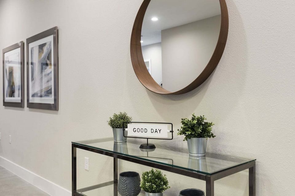 Tasteful decor!