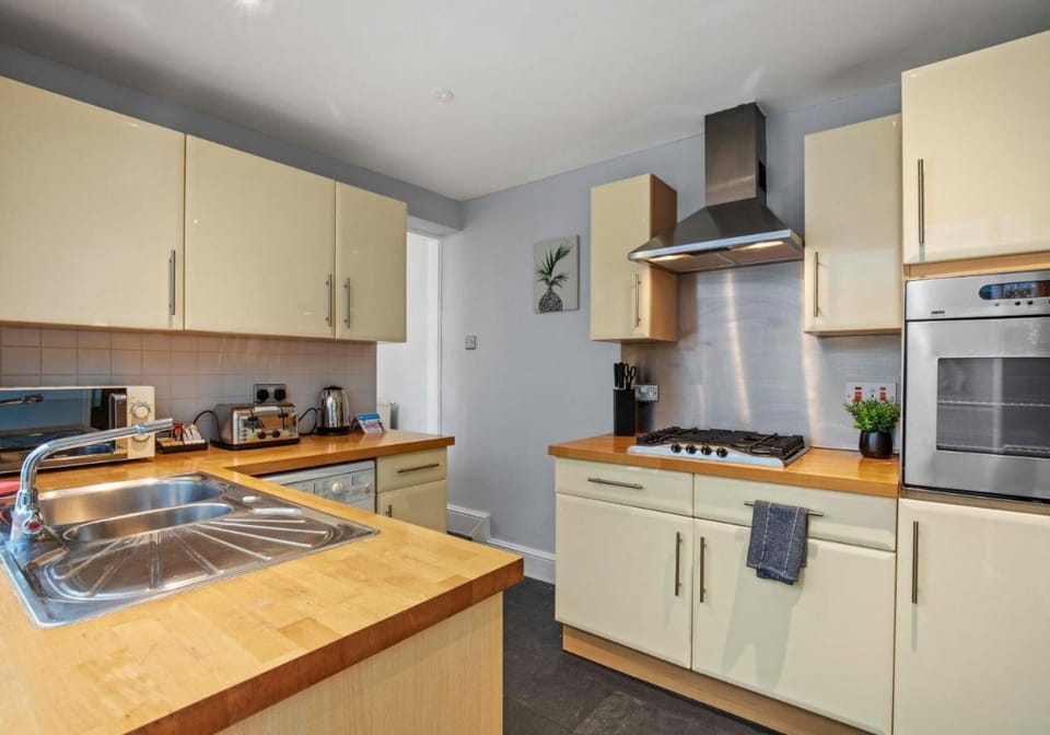 House, Smoking | 3 bedrooms