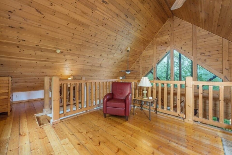 23 Loft 2
