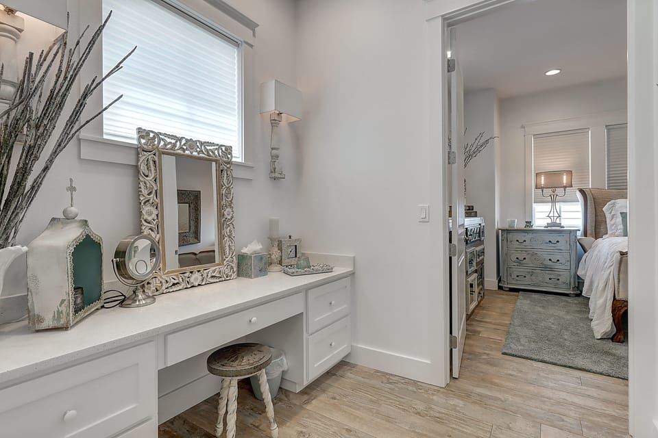 Primary King Vanity & Walk-in-Closet, 2nd Floor