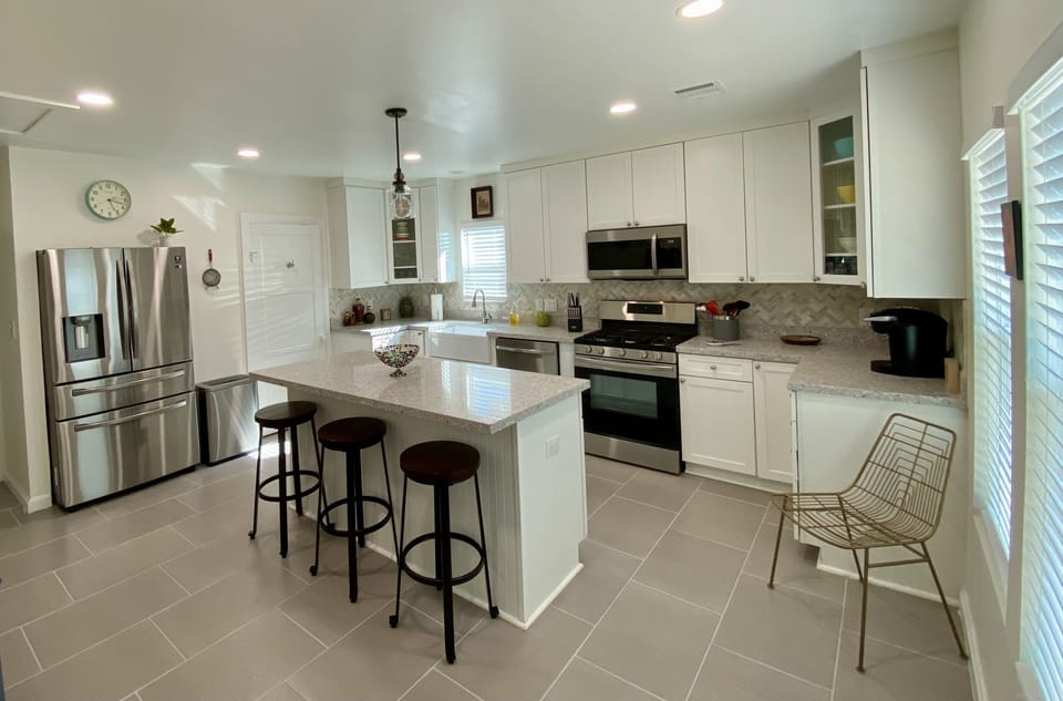 Large kitchen with tons of amenities