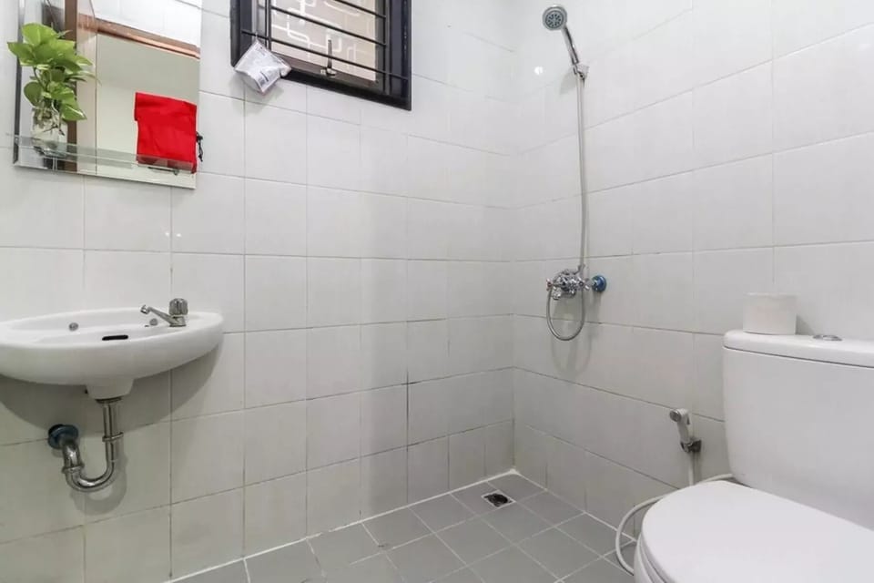Deluxe Room | Bathroom