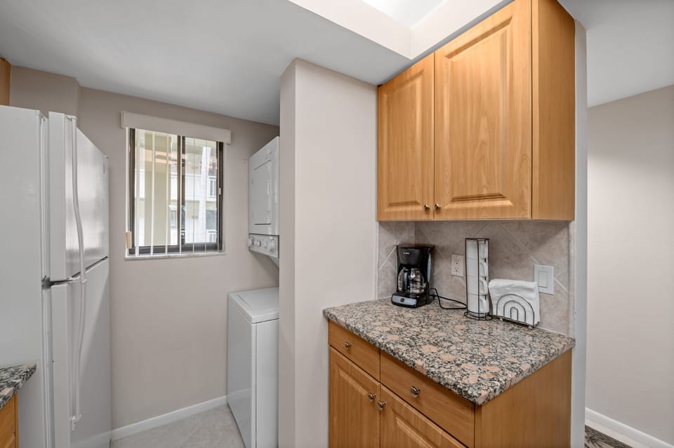 Washer/dryer with laundry detergent, bleach, & dryer sheets for your convenience