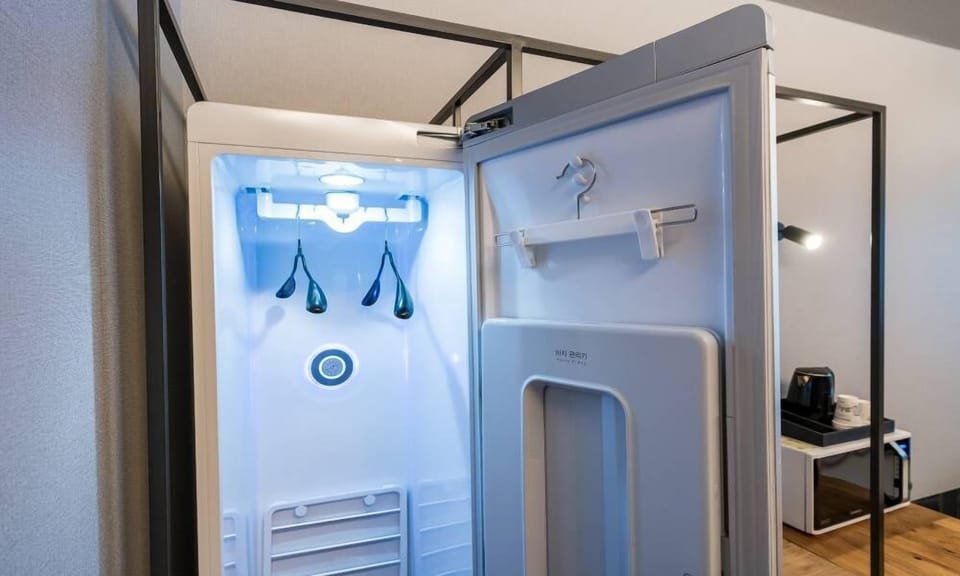 [4 Pax] Family Room | Individually decorated, individually furnished, free WiFi, bed sheets