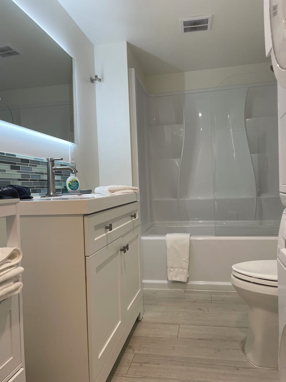 Second bathroom off hallway.